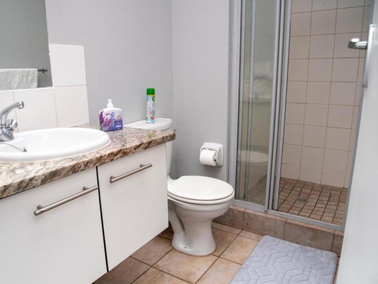 Leas Furnished Apartments - Capital Hill Претория Экстерьер фото